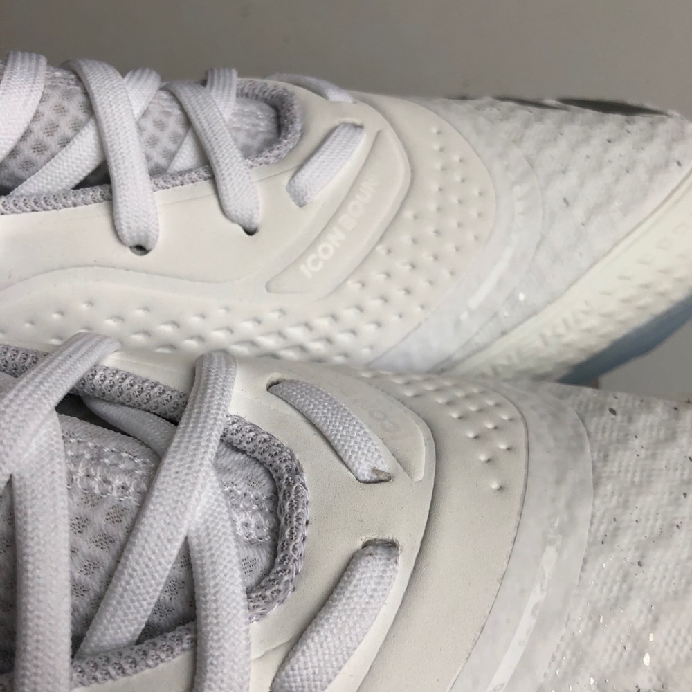 Adidas - Picture 3 of 12